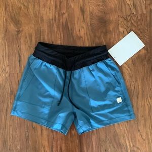 Brand New Vuori Shorts Blue with pockets